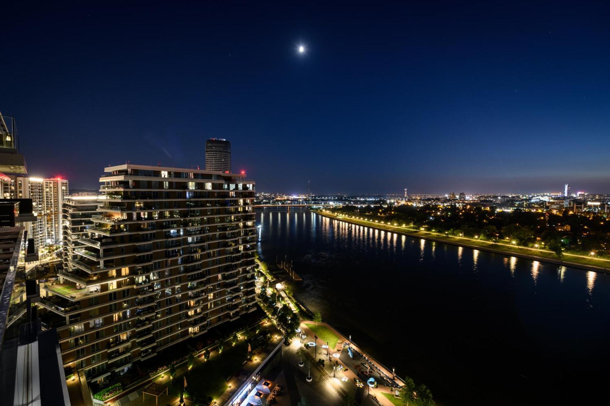 BW Residences Penthouse 2Bdr With Pool&Gym เบลเกรด ภายนอก รูปภาพ